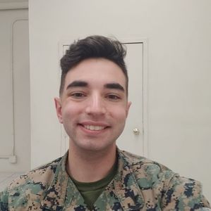 Meet your Posher, Dominick